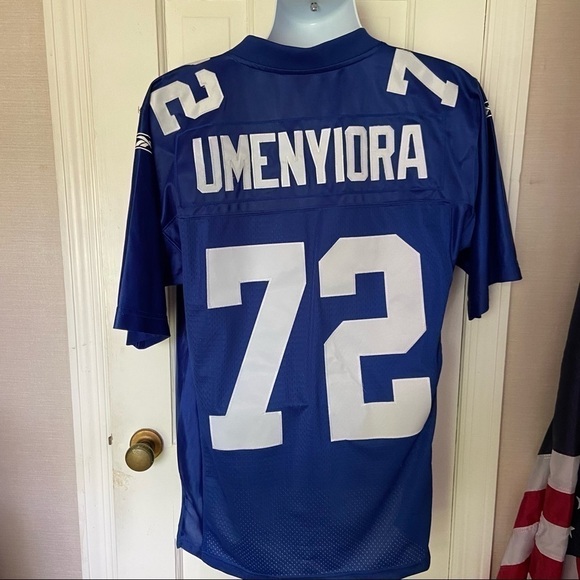 𝅺REEBOK NFL shirt has all the Giant fan’s favorite flair in as new condition. - Picture 1 of 7